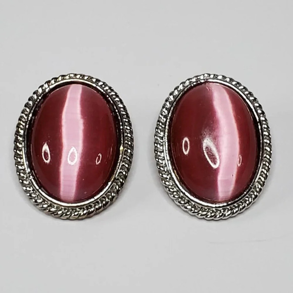 Vintage Oval Pink Moonstone Cats Eye Clip-On Earrings With Silver-Tone Rope Edge - Picture 4 of 12
